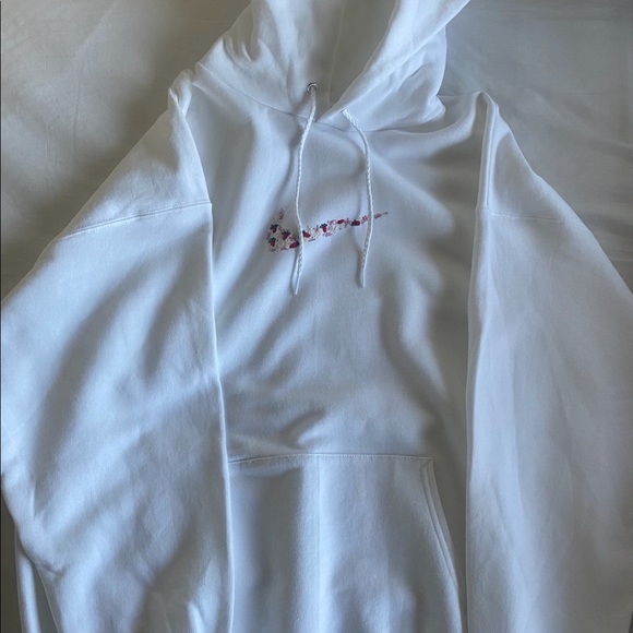 Hand Embroidered Nike Hoodie - Picture 2 of 2